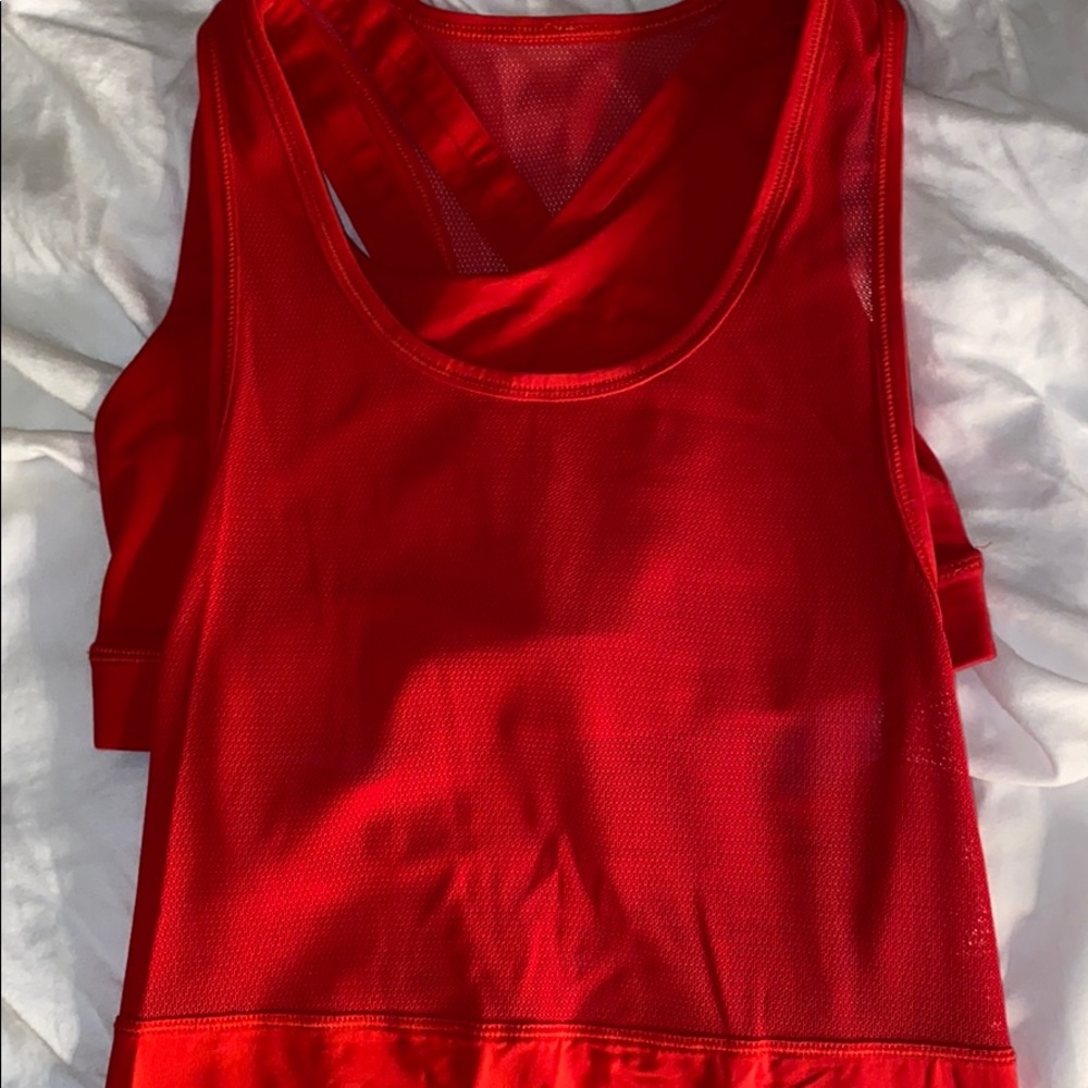 Lululemon top
